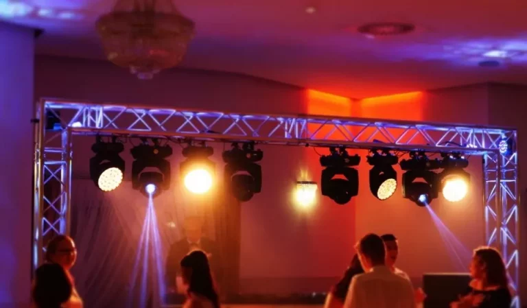 DJ na wesele - klucz do niezapomnianej imprezy weselnej